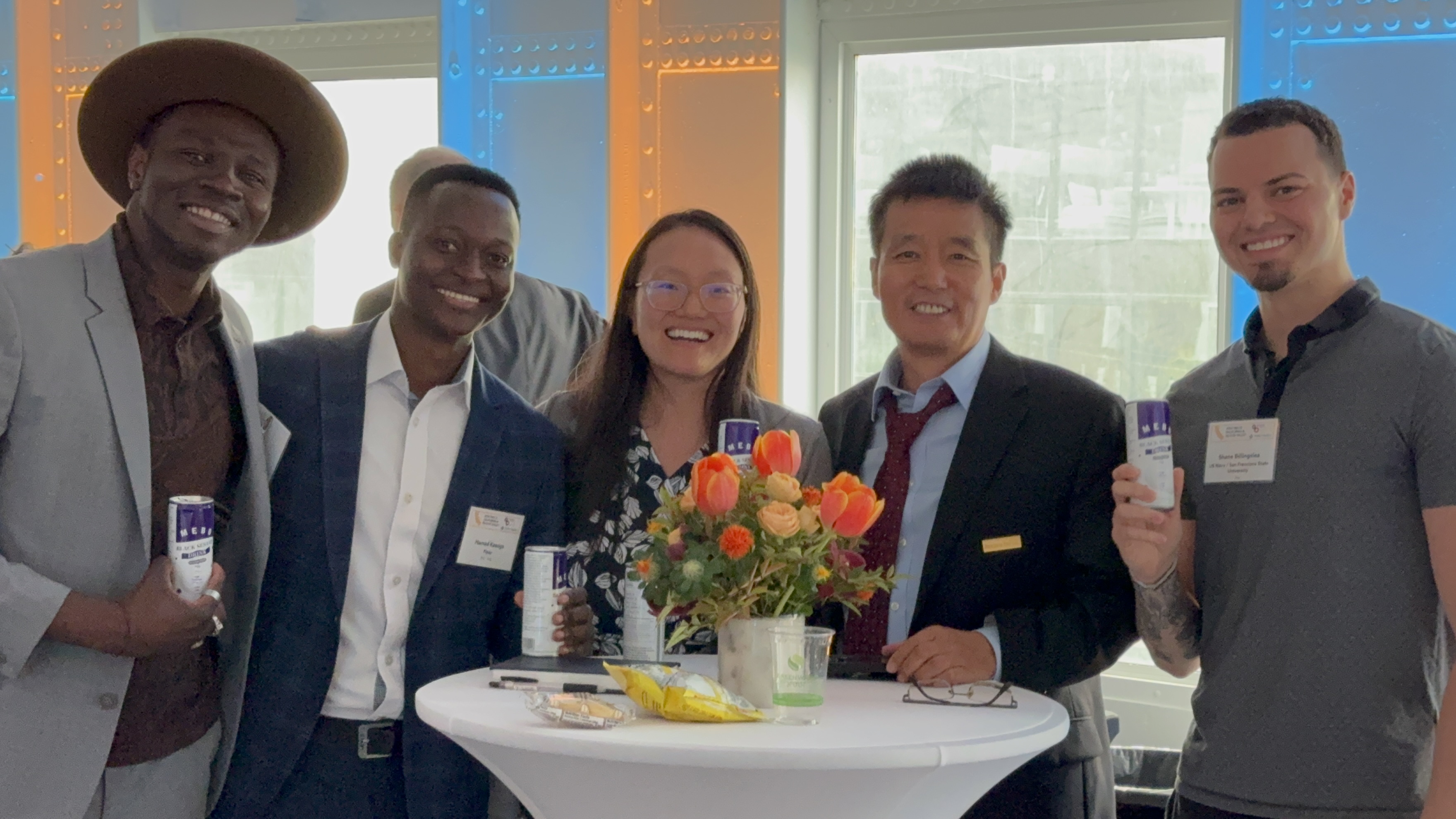 人生就是博官方网站再生源黑芝麻乳，APEC系列活动专供饮品。。